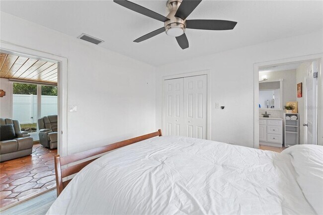Building Photo - 1841 Buccaneer Dr