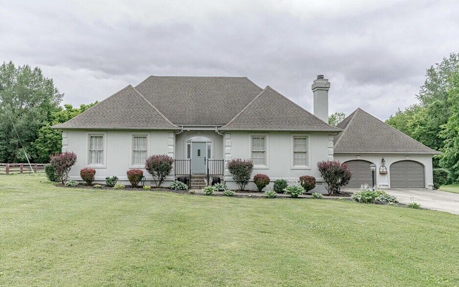 Building Photo - 1645 Burks Branch Rd