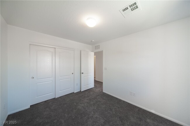 Building Photo - 5421 Scotch Cap Dr