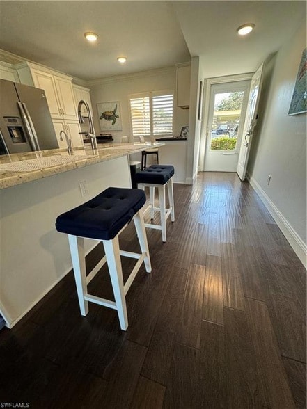 Building Photo - 5975 Bloomfield Cir