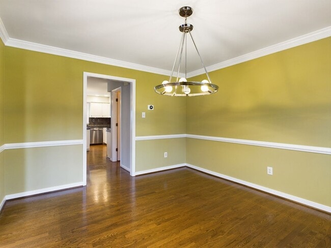 Building Photo - 2824 Hampton Woods Dr