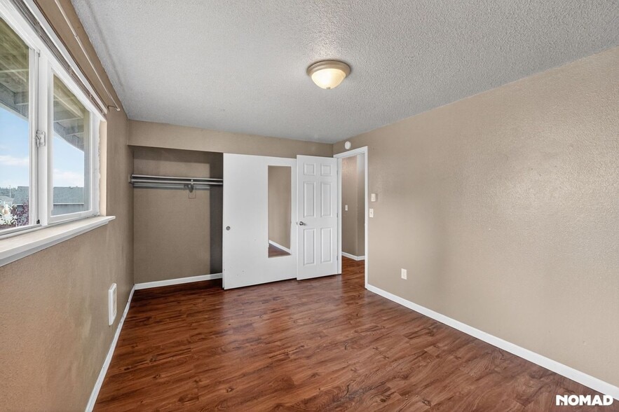 Building Photo - 1106 Walnut St