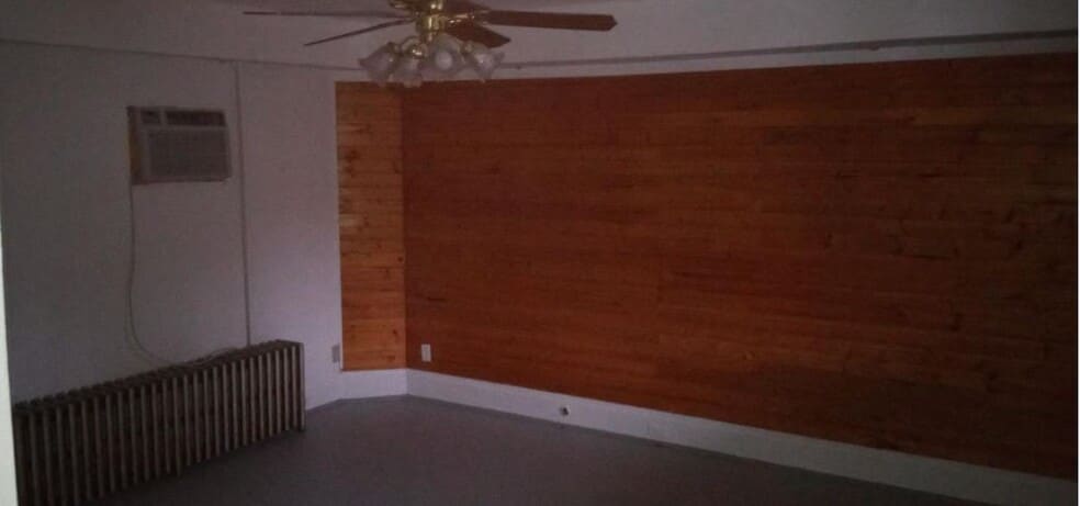 Livingroom - 108 S Depot St