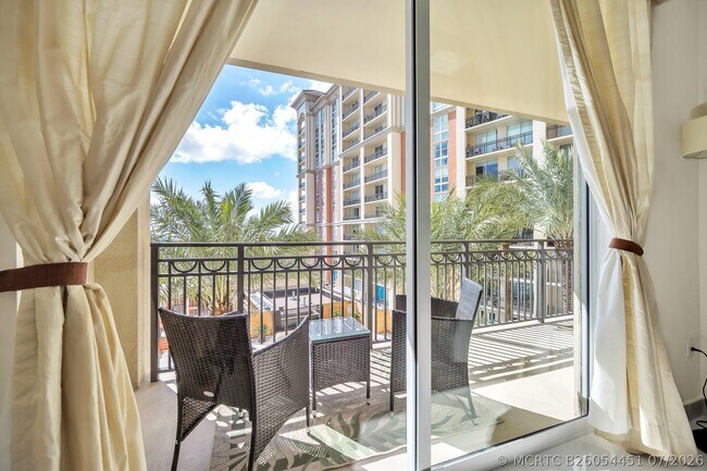 Building Photo - 550 Okeechobee Blvd
