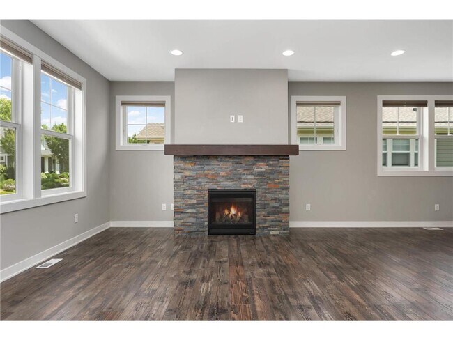 Building Photo - 15590 Duck Trail Ln