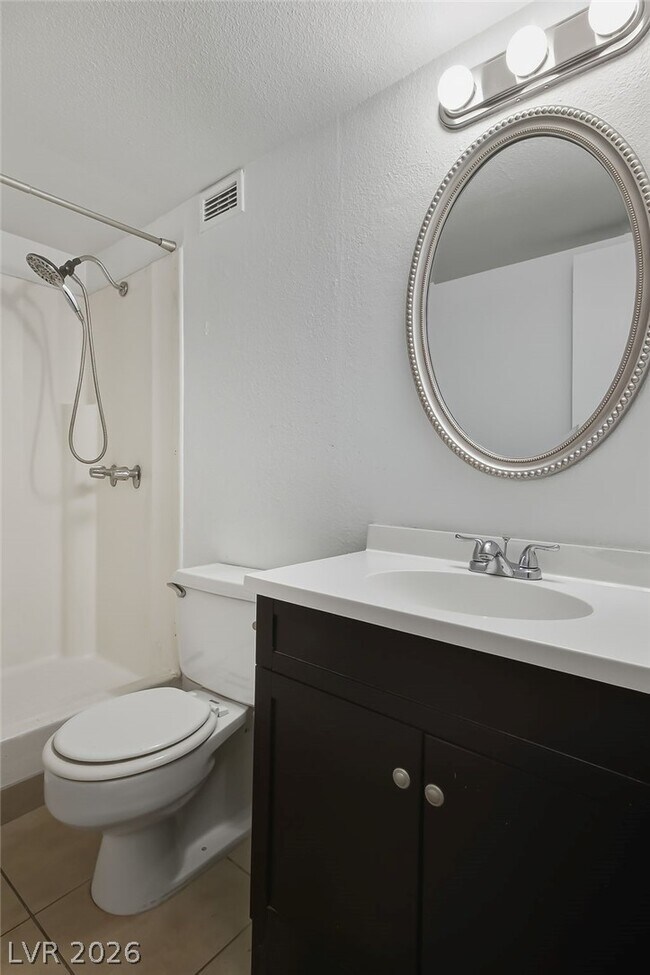 Building Photo - 3930 University Center Dr