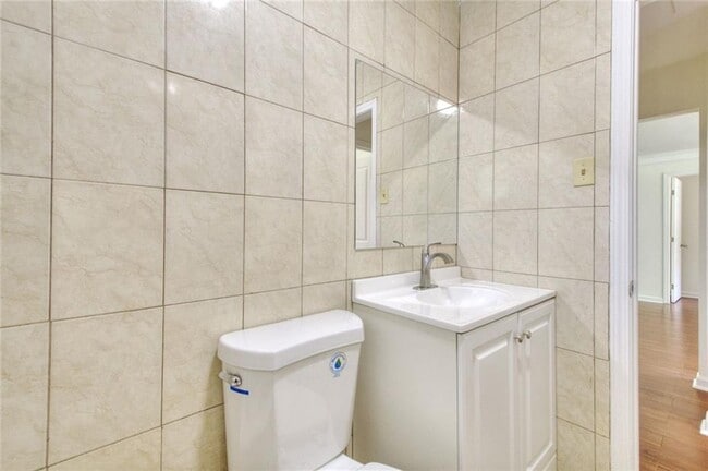 Building Photo - 3946 Green Oak Dr