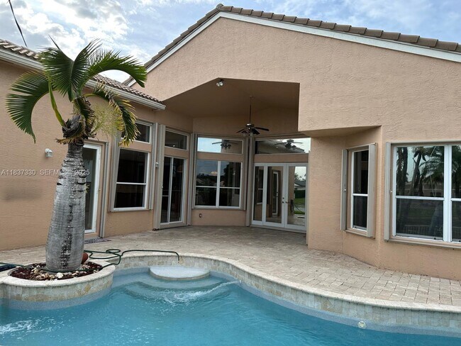 Building Photo - 18580 SW 44th St