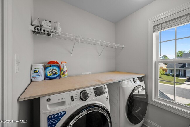 Building Photo - 430 Nantucket Trl
