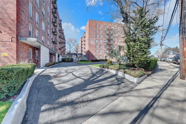 Building Photo - 54-44 Little Neck Pkwy