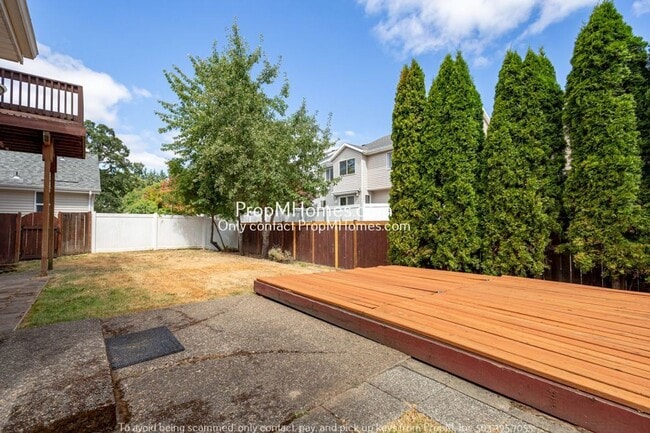 Building Photo - 7561 SW Thornton Dr