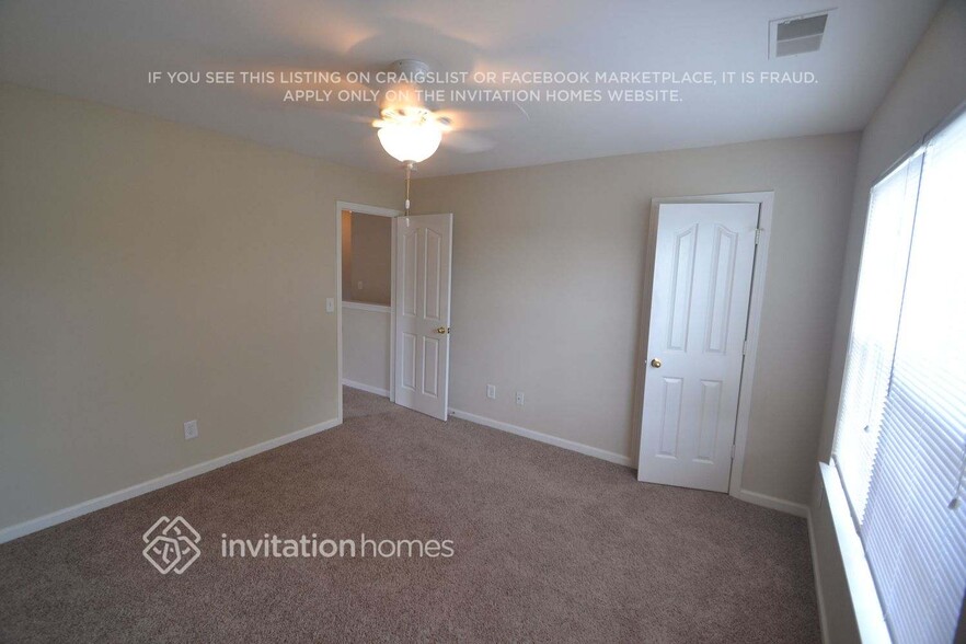Building Photo - 3013 Saphire Ln