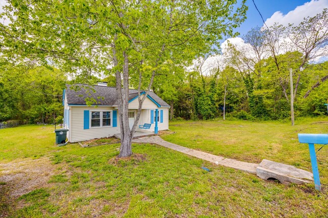 Building Photo - Super cute, 3 bedroom 1 bath in Chester!