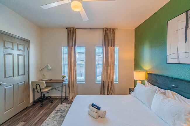 Building Photo - 9600 W Georgia Ave