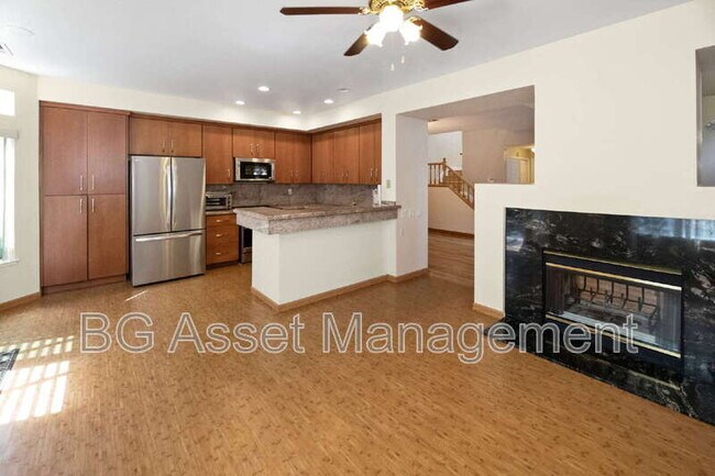 Building Photo - 176 Scotts Valley
