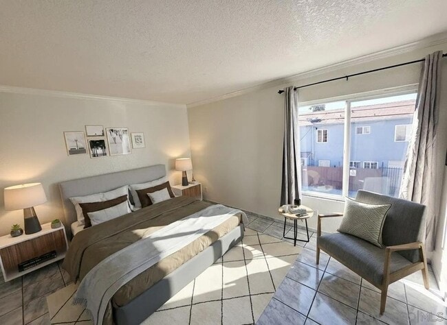 Building Photo - 4056 Van Dyke Ave