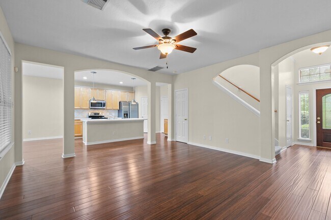 Building Photo - 142 W Burberry Cir