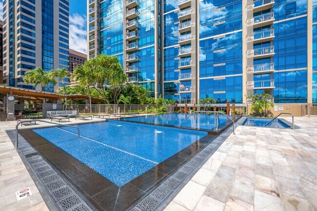 Building Photo - 2 BEDROOM CONDO UNIT IN CONVENIENT DOWNTOWN HONOLULU - CAPITOL PLACE