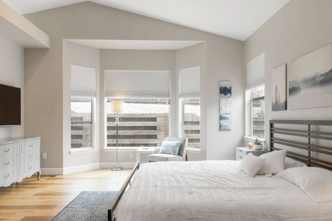 Building Photo - 2306 Beacham Dr