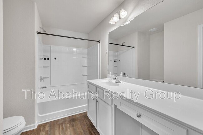 Building Photo - 79 Kinsale Ct