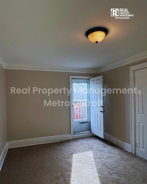 Building Photo - 18928 Stoepel St