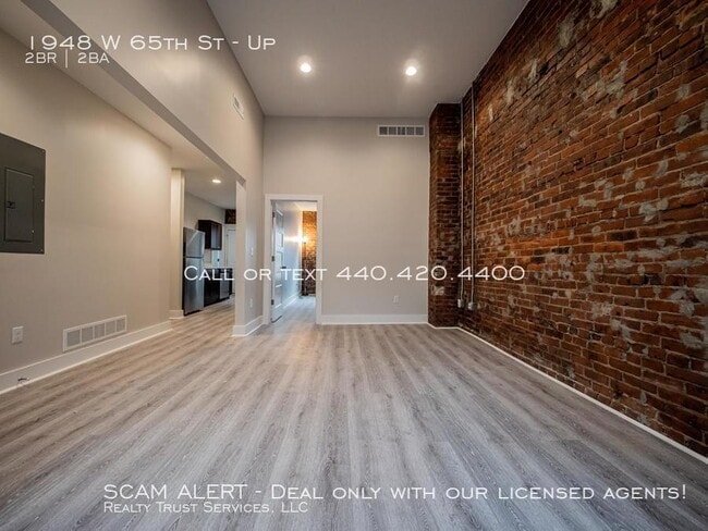 Building Photo - 1954 W 65th St