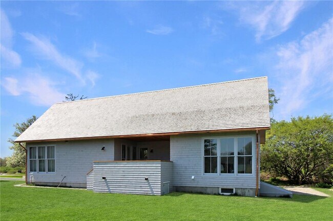 Building Photo - 10 Wyndham Hill Rd