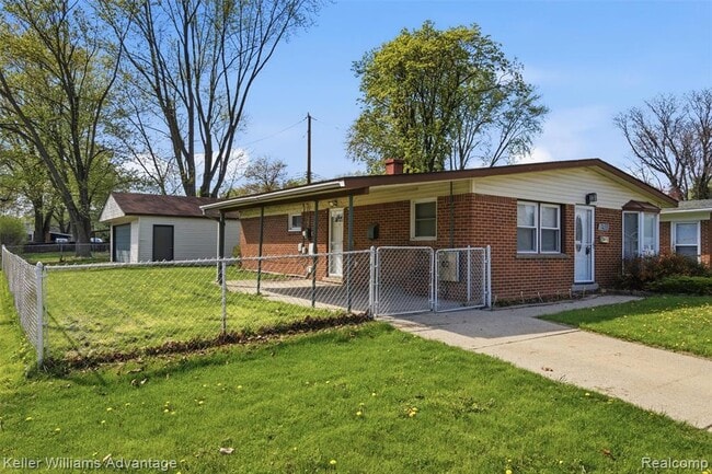 Building Photo - 7435 Lathers St