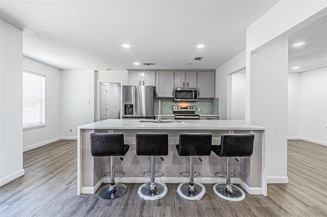 Building Photo - 1805 W Cedar Elm Dr