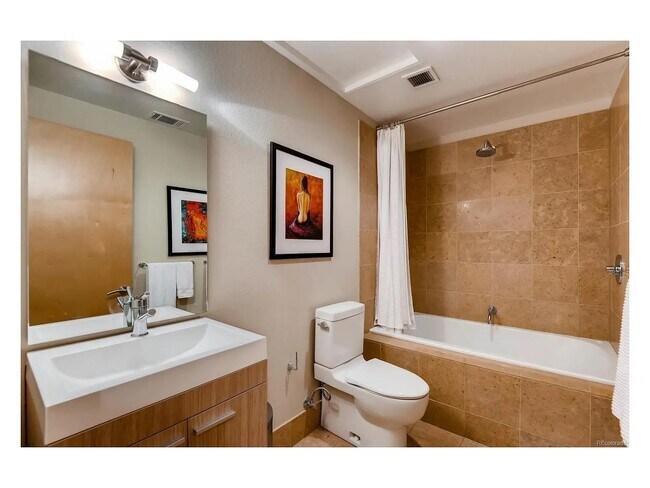 Building Photo - Luxurious penthouse that sits on the top floor overlooking Denver's skyline in the heart of LoHi