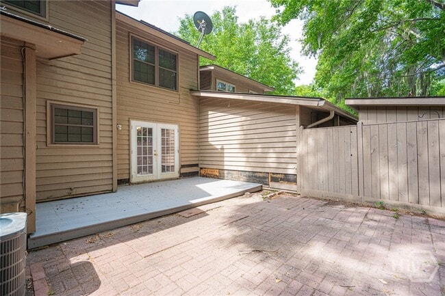 Building Photo - 34 Hidden Lake Ct