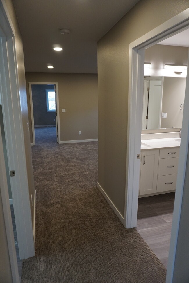 Building Photo - 3811 Stacy Dr
