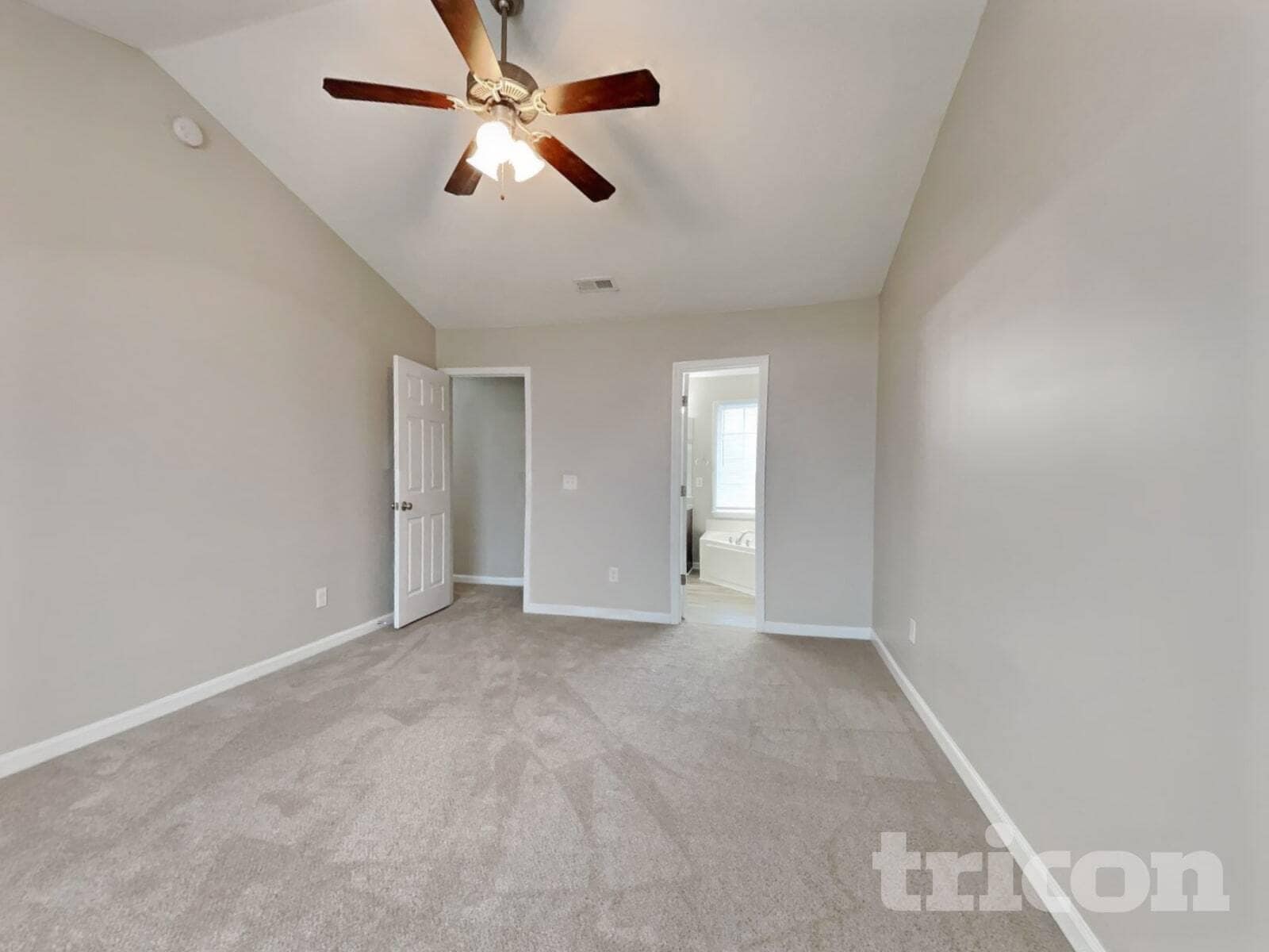 Building Photo - 4 Stratus Ln