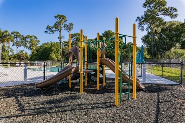 Building Photo - 14726 Calusa Palms Dr