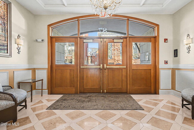 Building Photo - 87 Railroad Pl