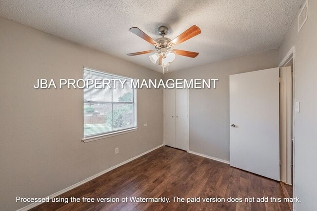 Building Photo - 1755 Farleigh Ct