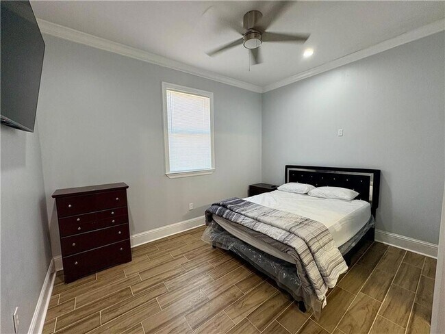 Building Photo - 3103 Cherry St