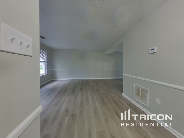 Building Photo - 4111 Lancaster Cir