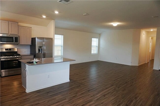 Building Photo - 3493 Pauling Loop