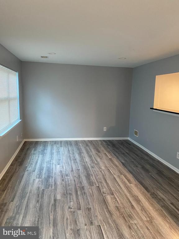Building Photo - 9621 Hagel Cir