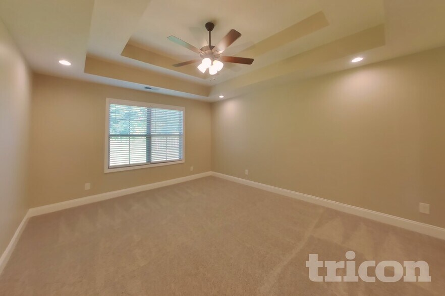 Building Photo - 1059 Spicer Dr