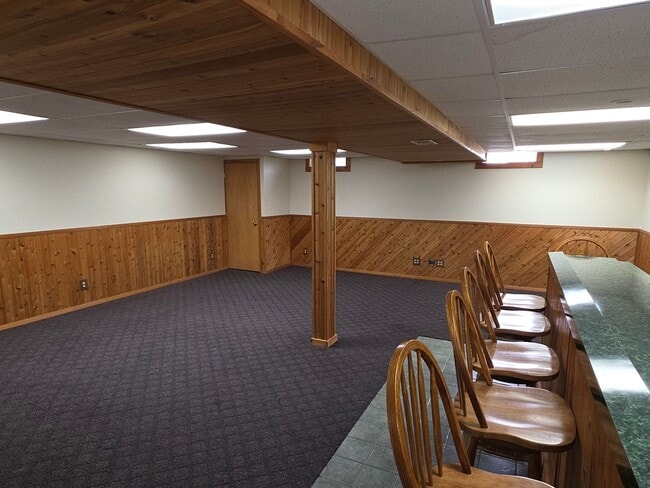 Building Photo - 4 bedroom home in Pleasant Prairie