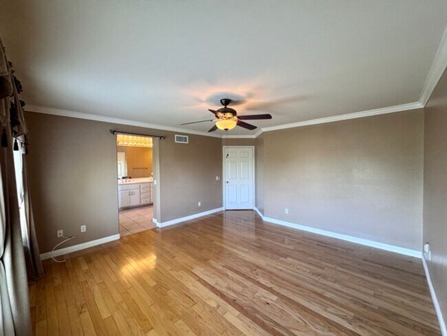 Building Photo - Beautiful Corona Pool Home with 4 bedroom ...