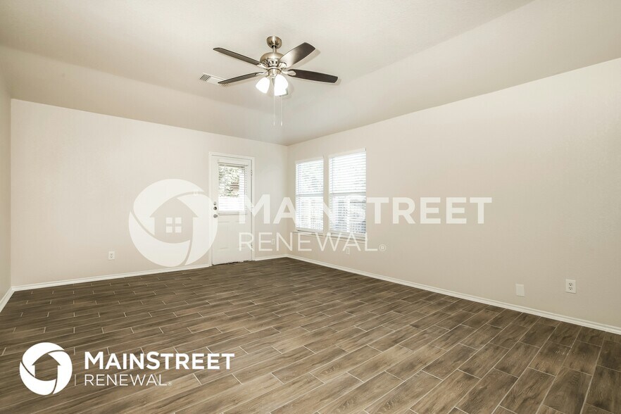 Building Photo - 3905 Wensledale Dr