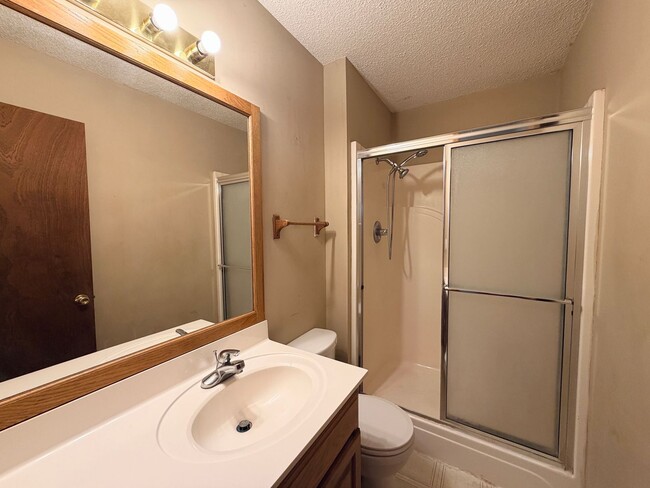 Building Photo - All electric ranch