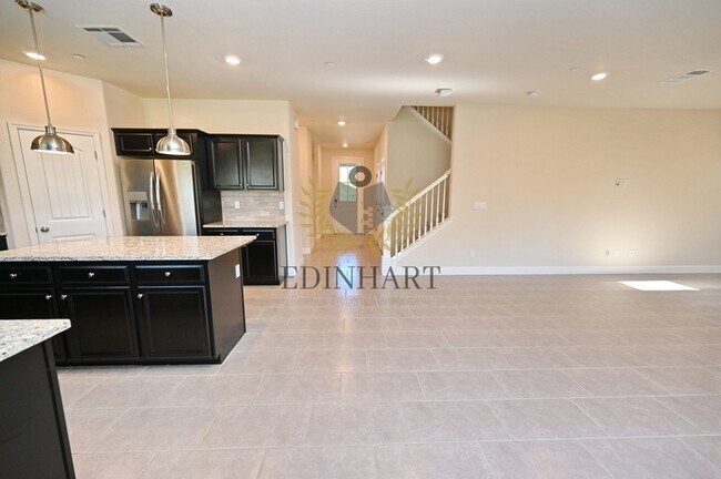 Building Photo - 645 Blue Oak Lane W