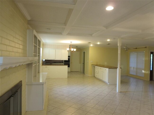 Building Photo - 1006 Walnut Bend Ln