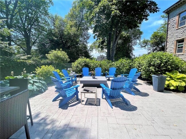 Building Photo - 426 Spring St