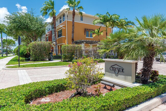 Building Photo - 690 Pacific Grove Dr