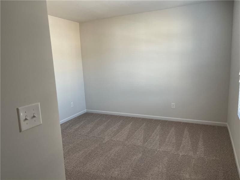 Building Photo - 240 Summerwood Ln